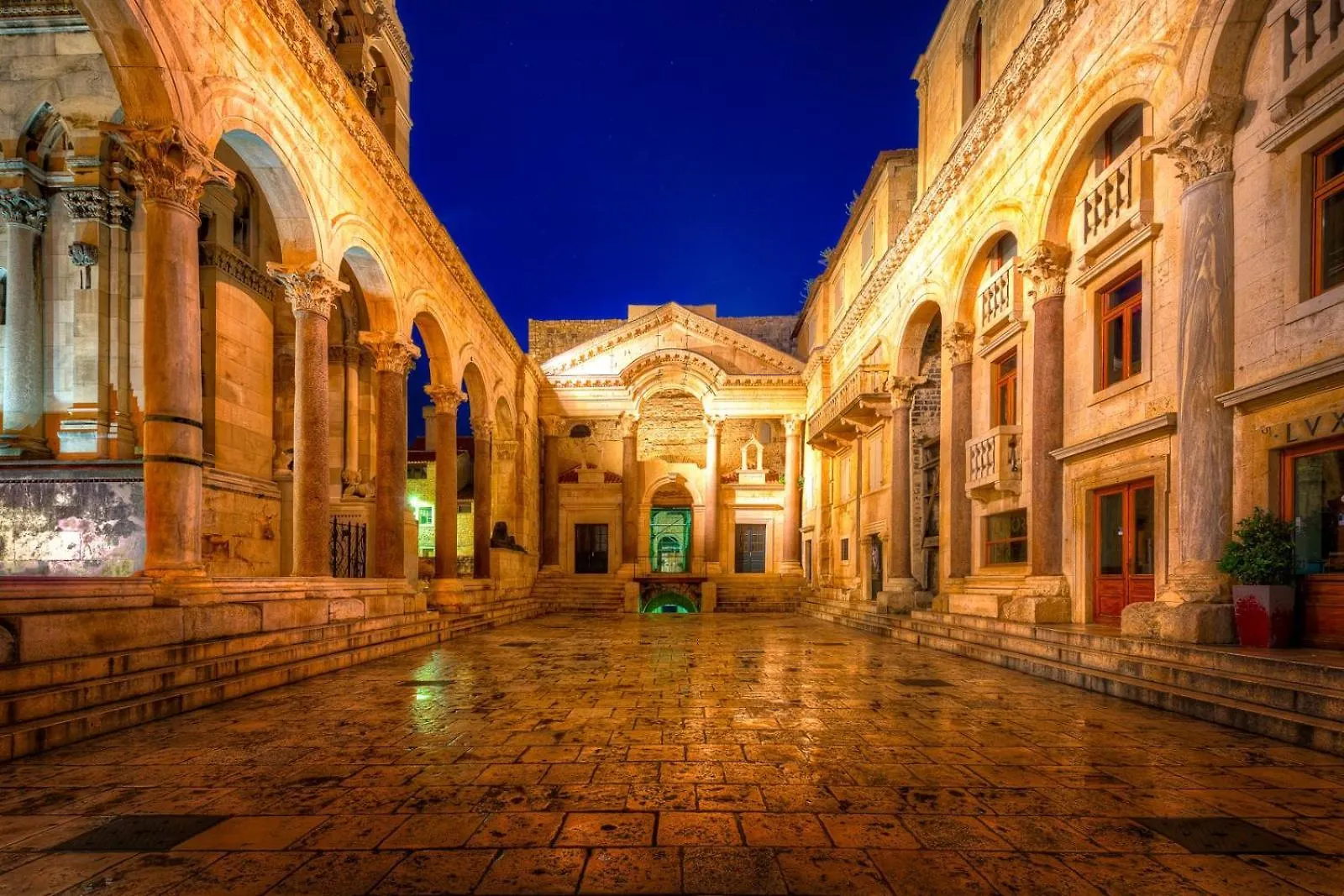 بيت ضيافة Club Boutique Rooms سبليت